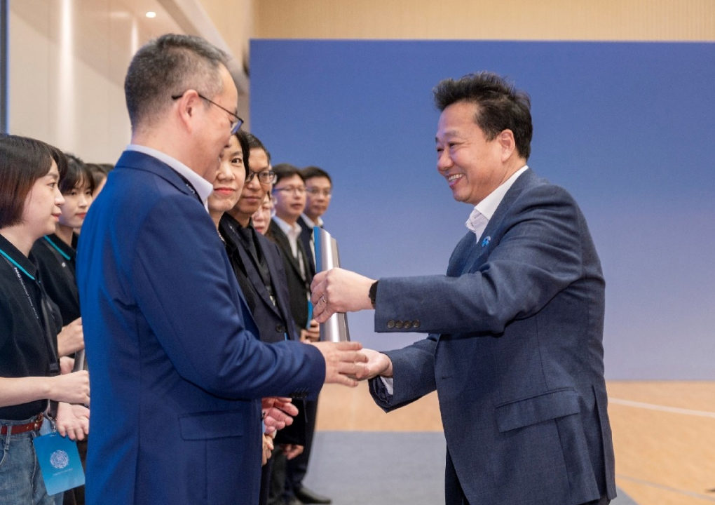人生就是博-人生就是搏中国官方网站